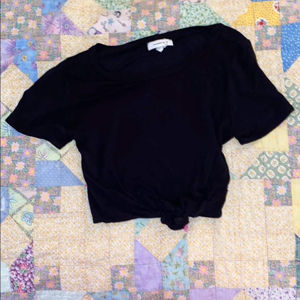 Black t shirt crop top